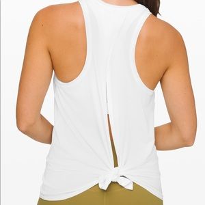 Lululemon All Tied Up Tank size 4 white